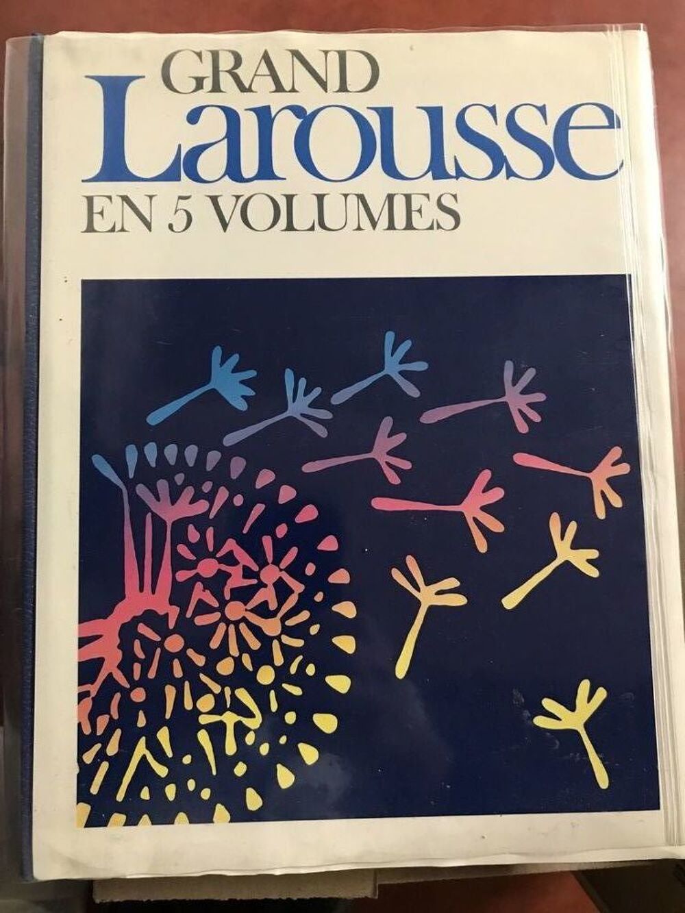 encyclop&eacute;die Larousse 5 volumes Livres et BD
