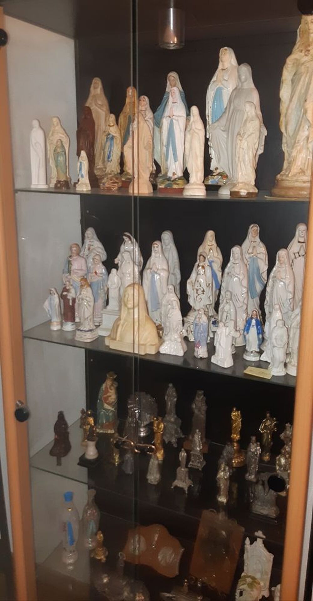 Collection . argenterie . meubles 