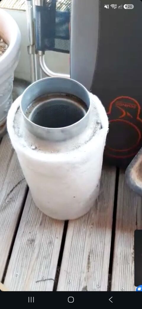 Filtre à charbon ? 30 €
urgente cause déménagement Bréval (78)