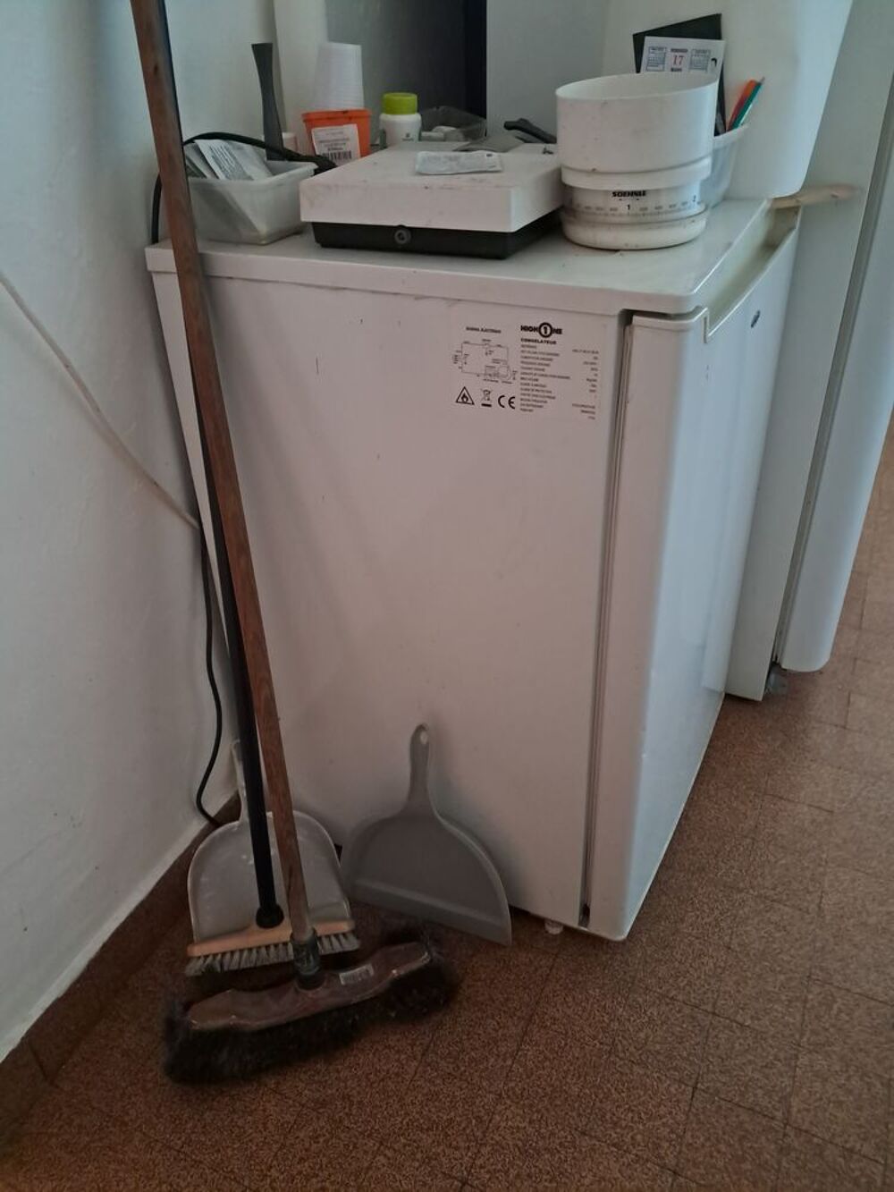 Trois cong&eacute;lateurs Electroménager