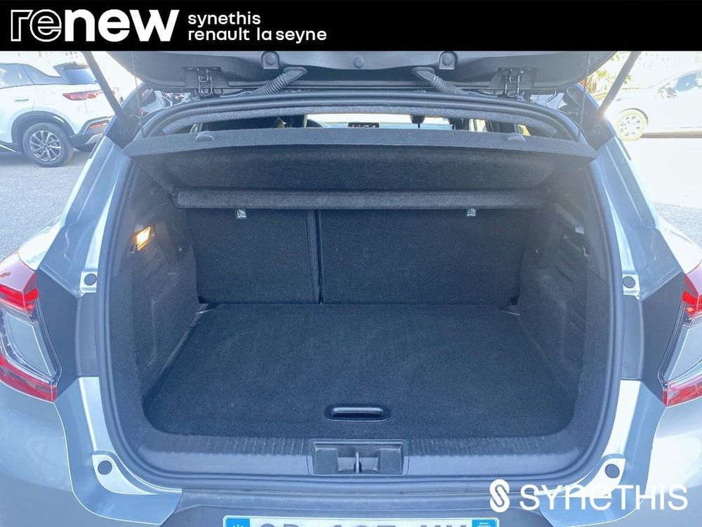 Captur E-Tech full hybrid 145 Engineered 2023 occasion 83500 La Seyne-sur-Mer