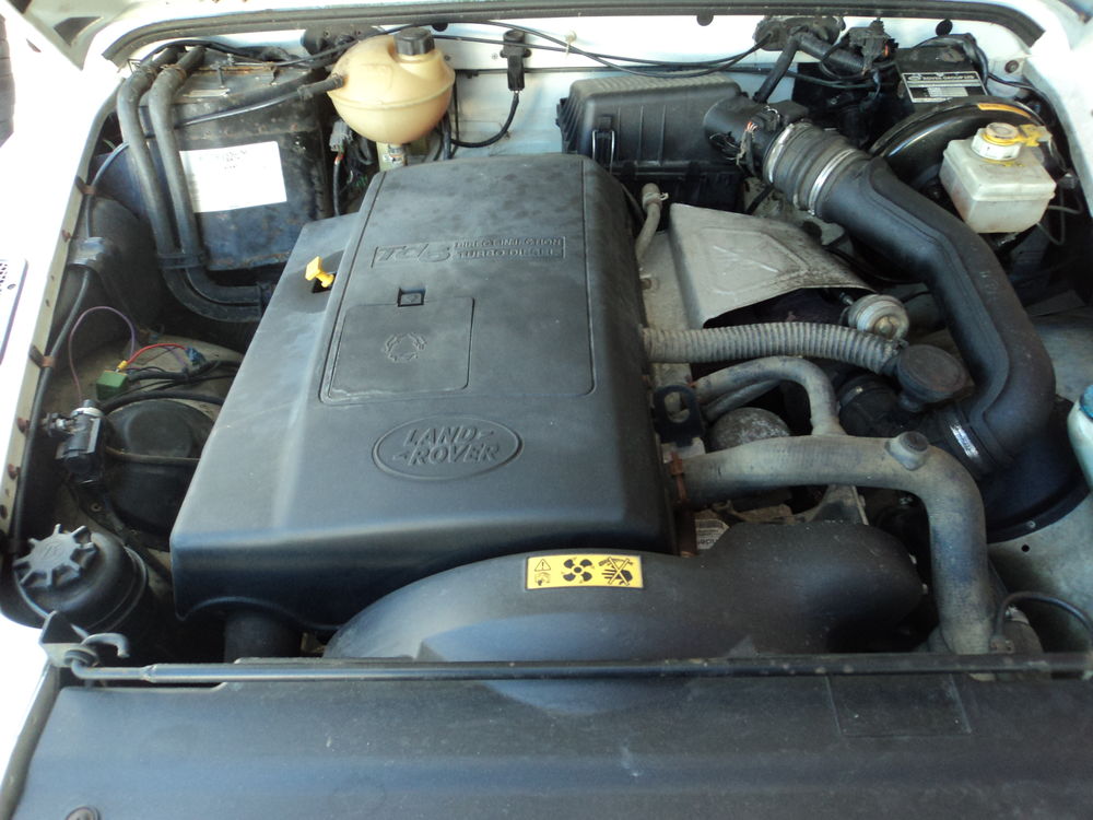 Defender 110 Td5 2001 occasion 78610 Le Perray-en-Yvelines