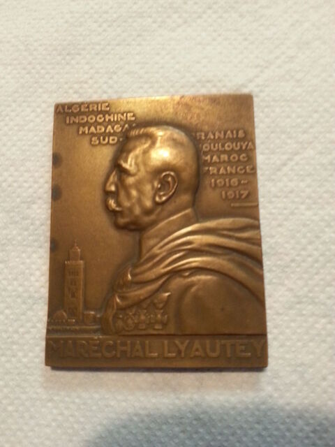 m�daille marechal lyautey 220 Montceaux-l�s-Provins (77)