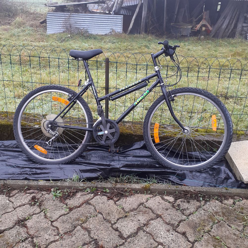 VTT FEMME 26 Pouces , cross et balades Vélos