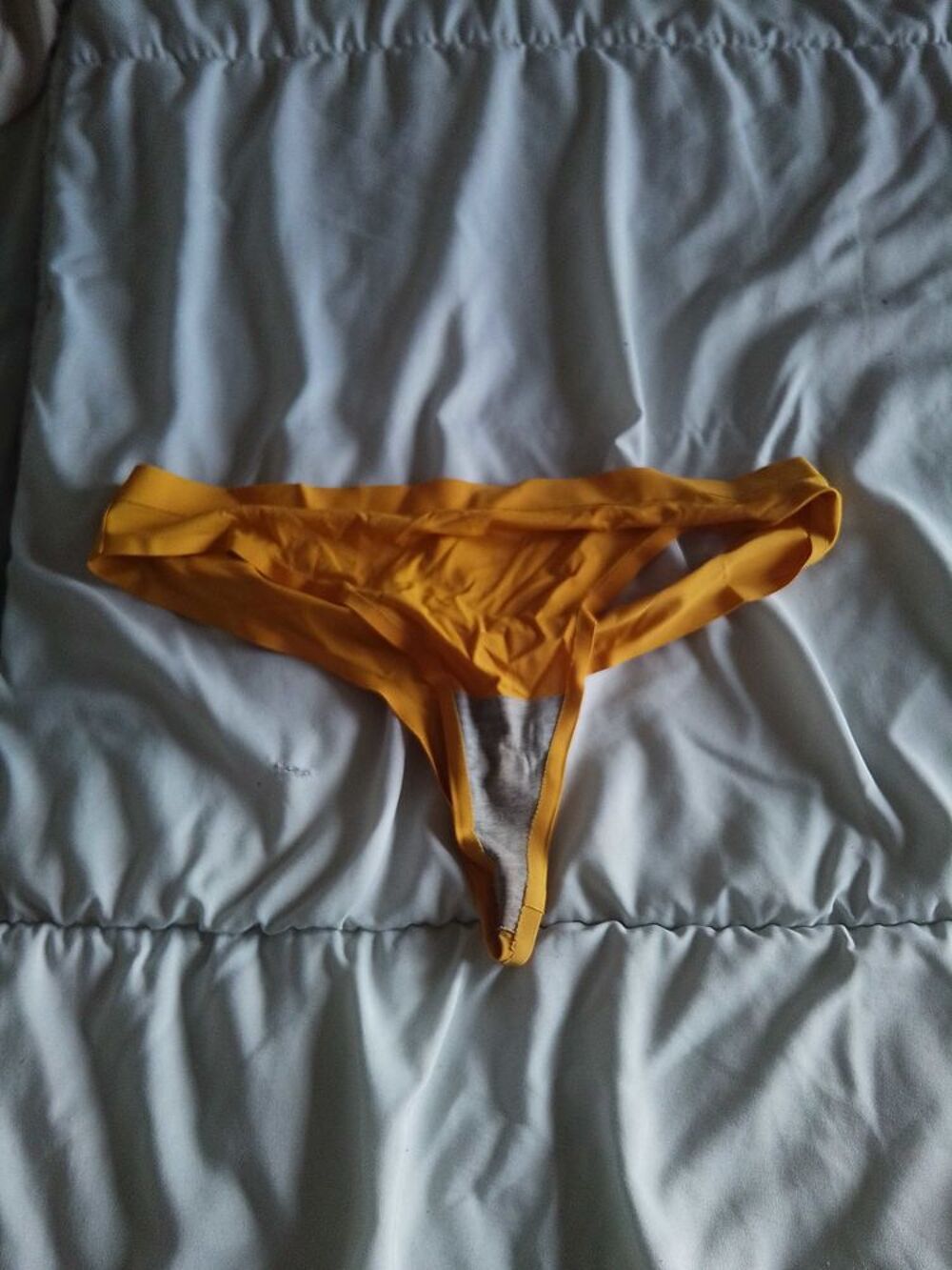string Vêtements