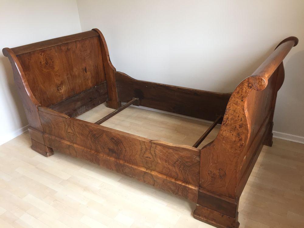 Lit bateau Louis Philippe noyer ancien Meubles