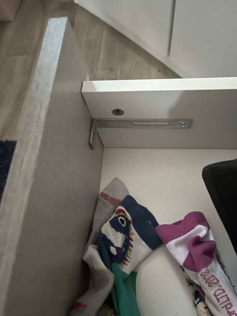 grand armoire 250 euros Meubles