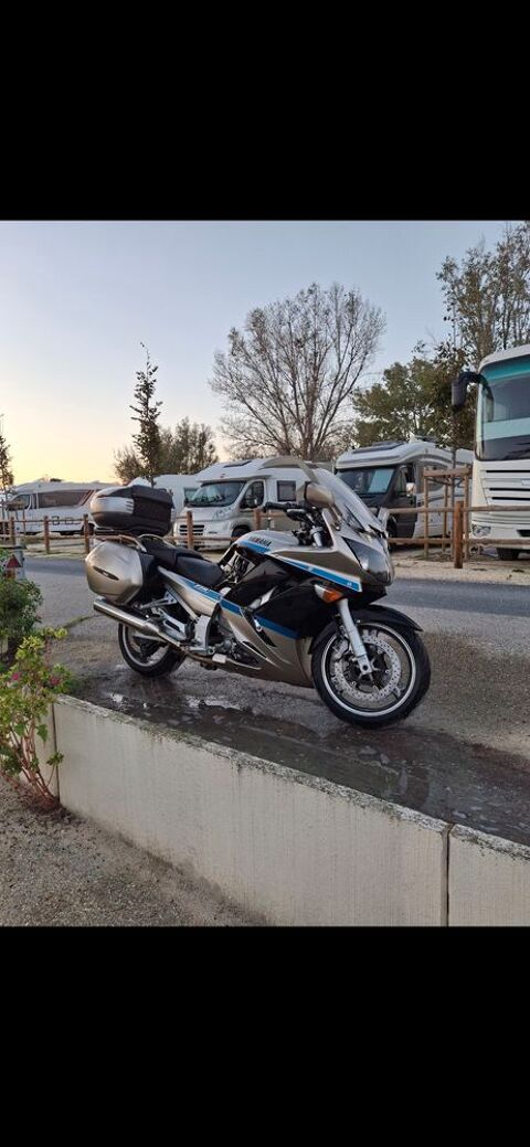 Moto YAMAHA 2009 occasion Fourques 30300