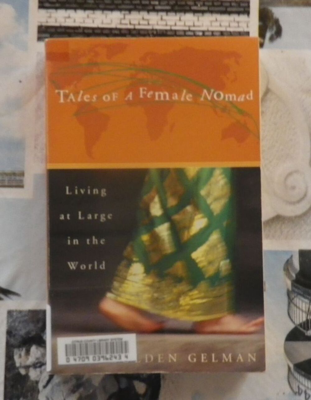 TALES OF A FEMALE NOMAD de Rita Golden Gelman Livres et BD