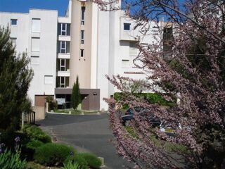  Appartement à louer 2 pièces 32 m² La rochelle