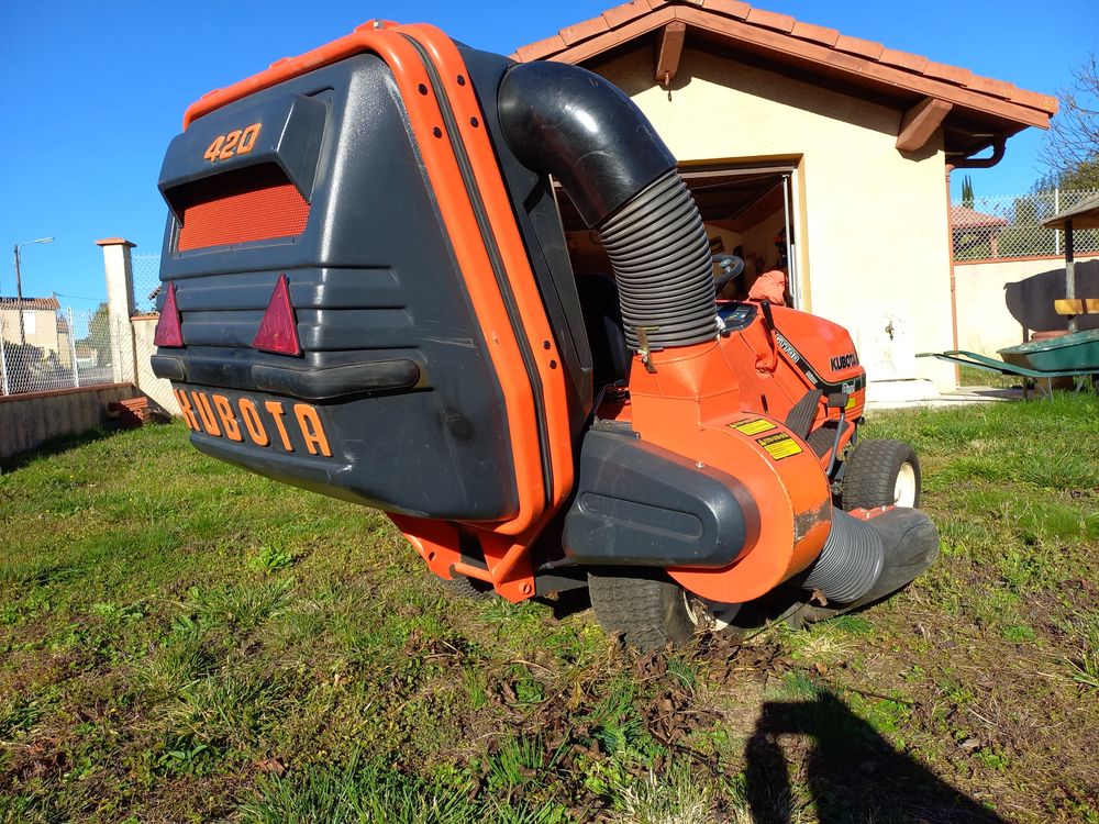 Tondeuse auto-port&eacute;e-PRO, 
Jardin