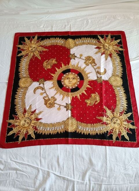 Foulard carr en soie motif Soleil Lune rouge/noir vintage 25 Nice (06)