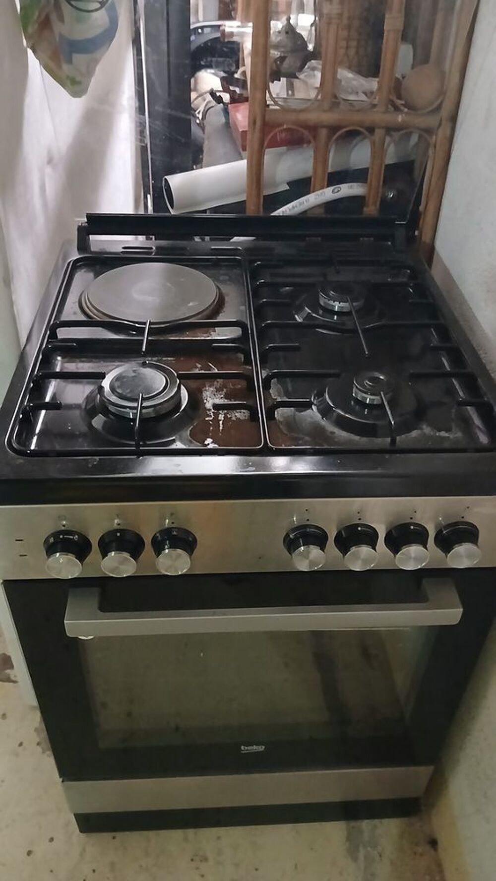 Gazini&egrave;re 3 feu gaz et 1 feu &eacute;lectrique Electroménager