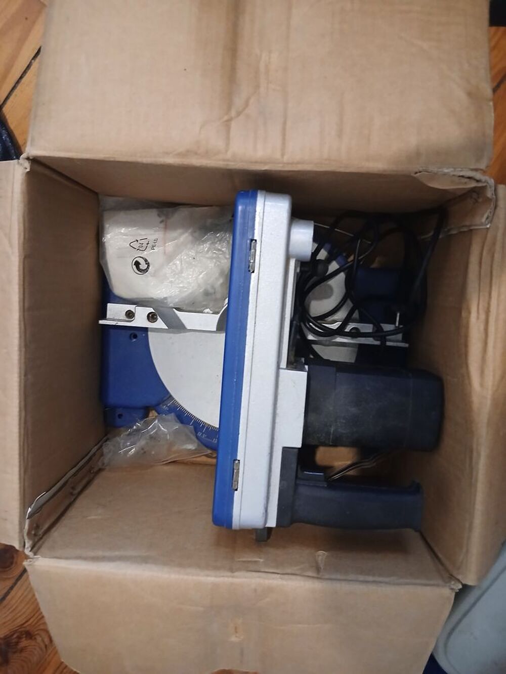 Scie a onglets Bricolage