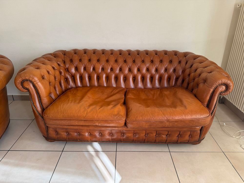 canap&eacute; et fauteuils Chesterfield Meubles