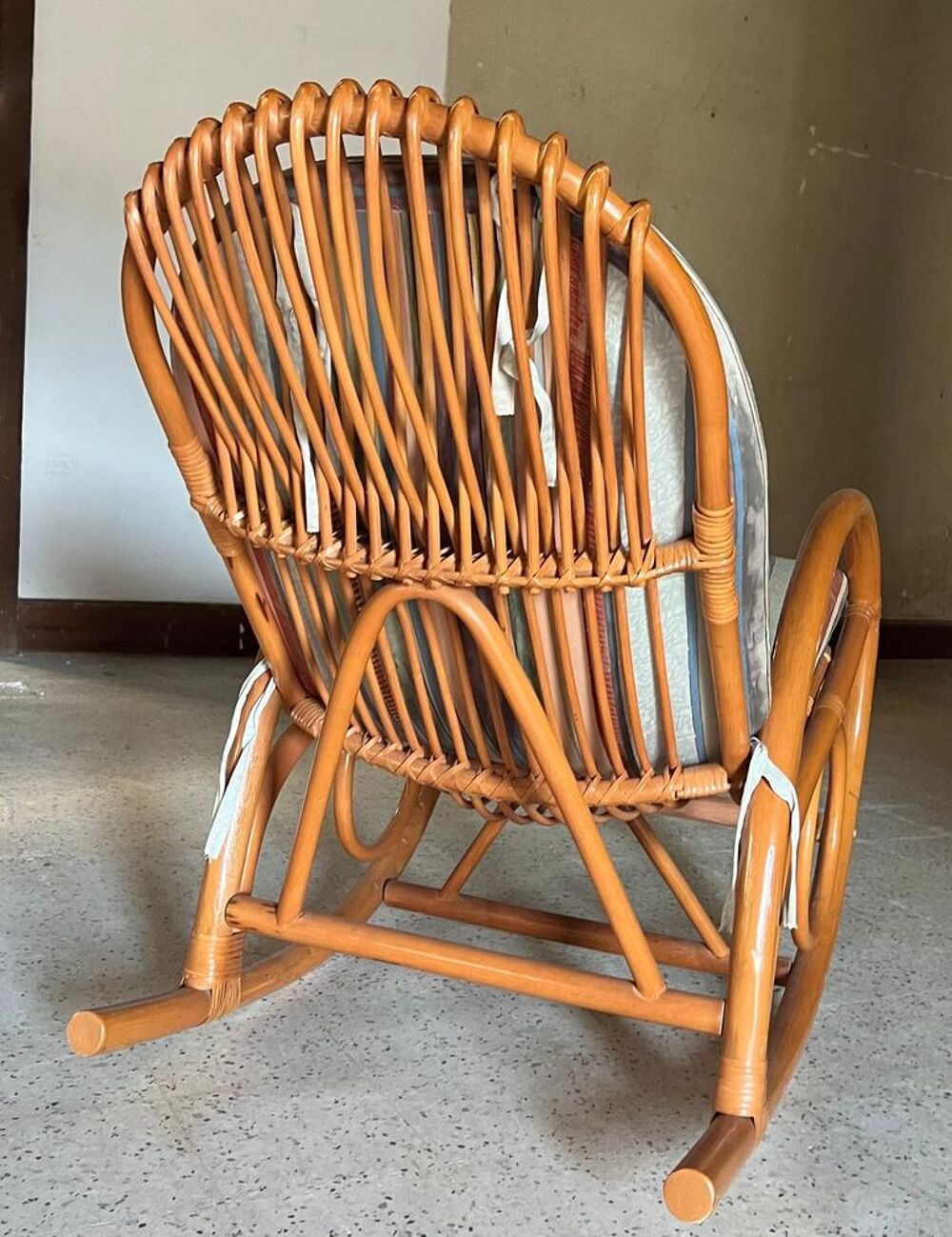 de deux fauteuils vintage en rotin Meubles