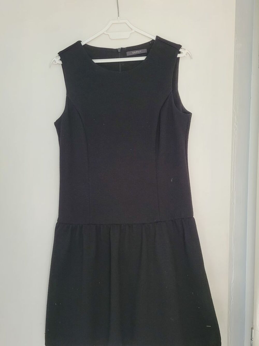 PETITE ROBE NOIRE Vêtements