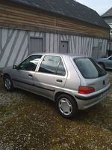 106 1.1i Color Line 2003 occasion 60210 Grandvilliers