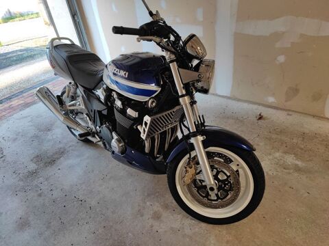 Moto SUZUKI 2001 occasion Froville 54290