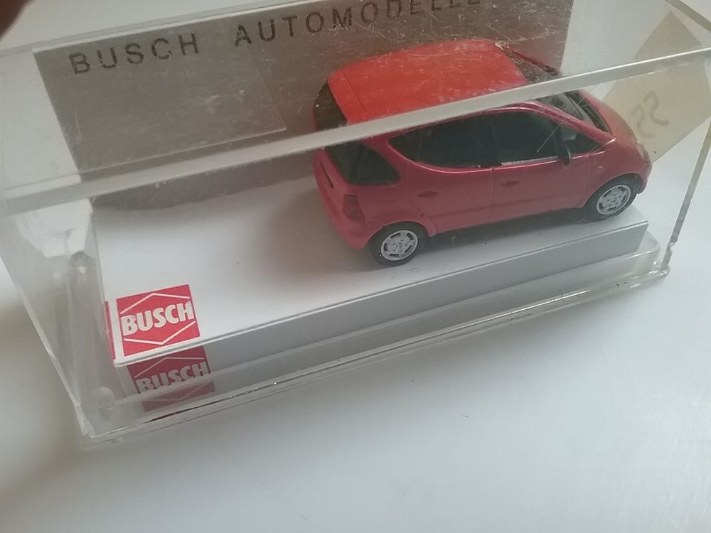 Busch Automodelle 1/87e Mercedes Classe A. GTi75 Mobilier enfants