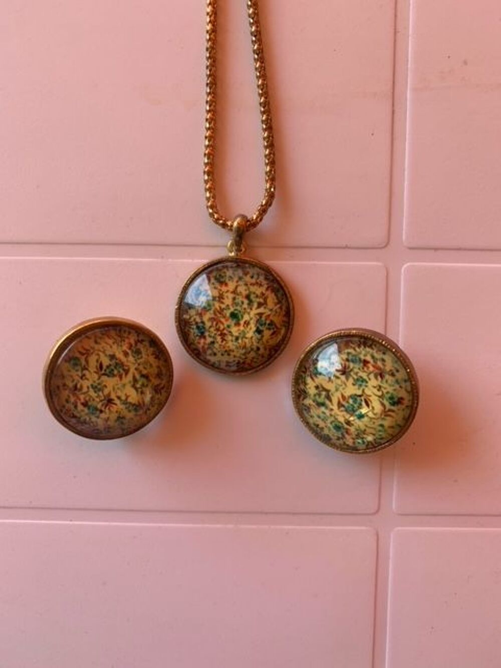 Pendentifs Bijoux et montres