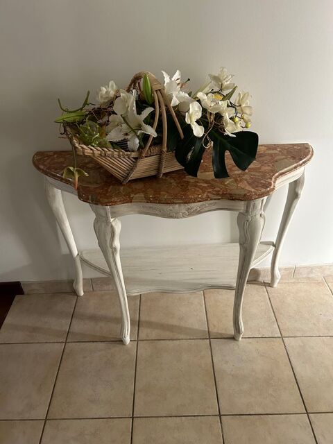 Console, pied en bois le dessus en marbre Monteux (84)