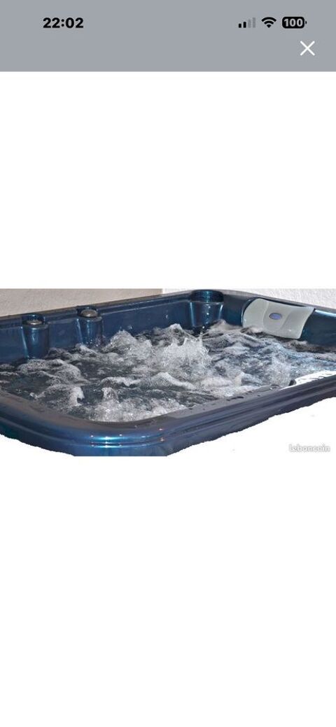 Spa jacuzzi 3 places 4900 Castagniers (06)