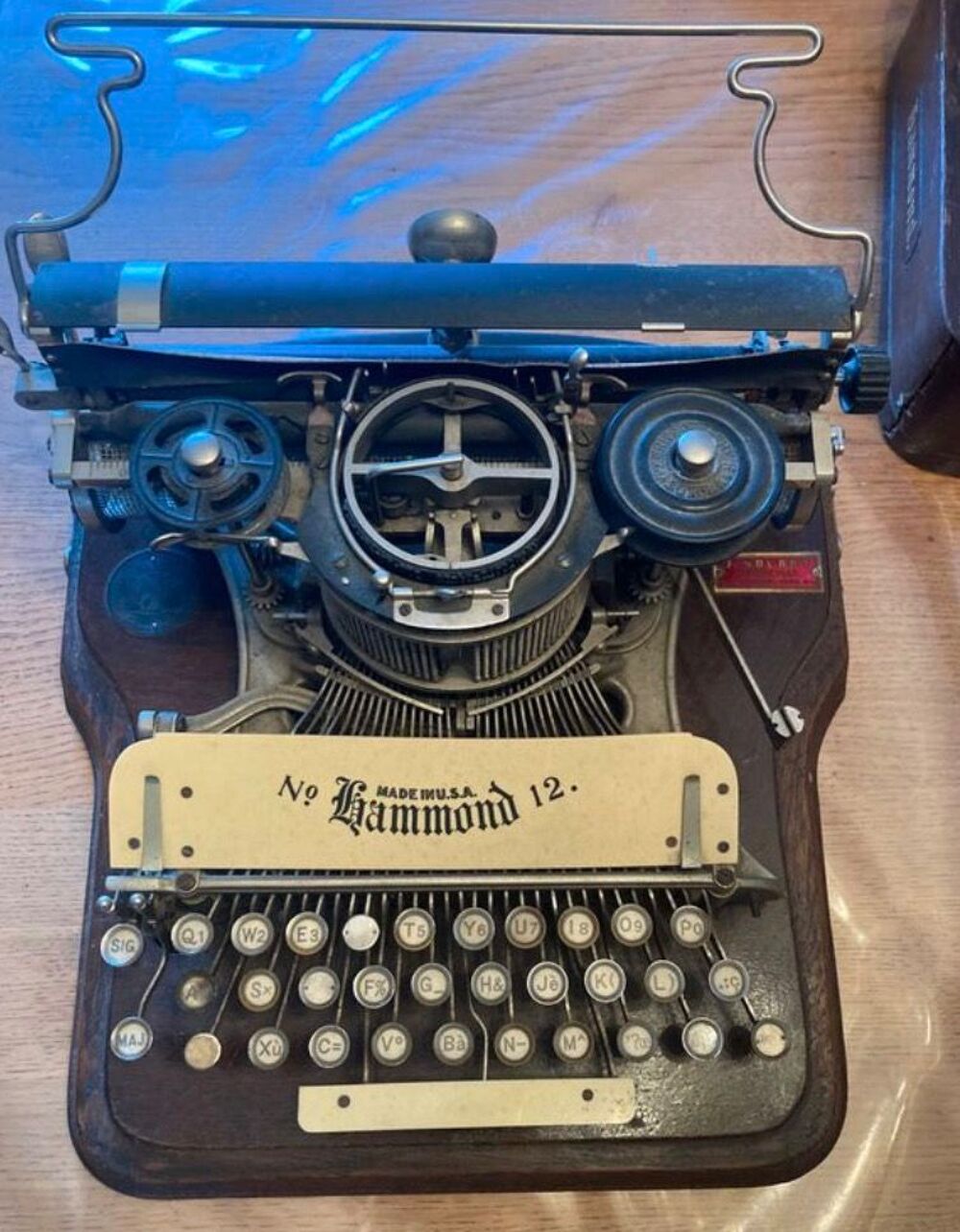 Rare machine &agrave; &eacute;crire Hammond N&deg;12 