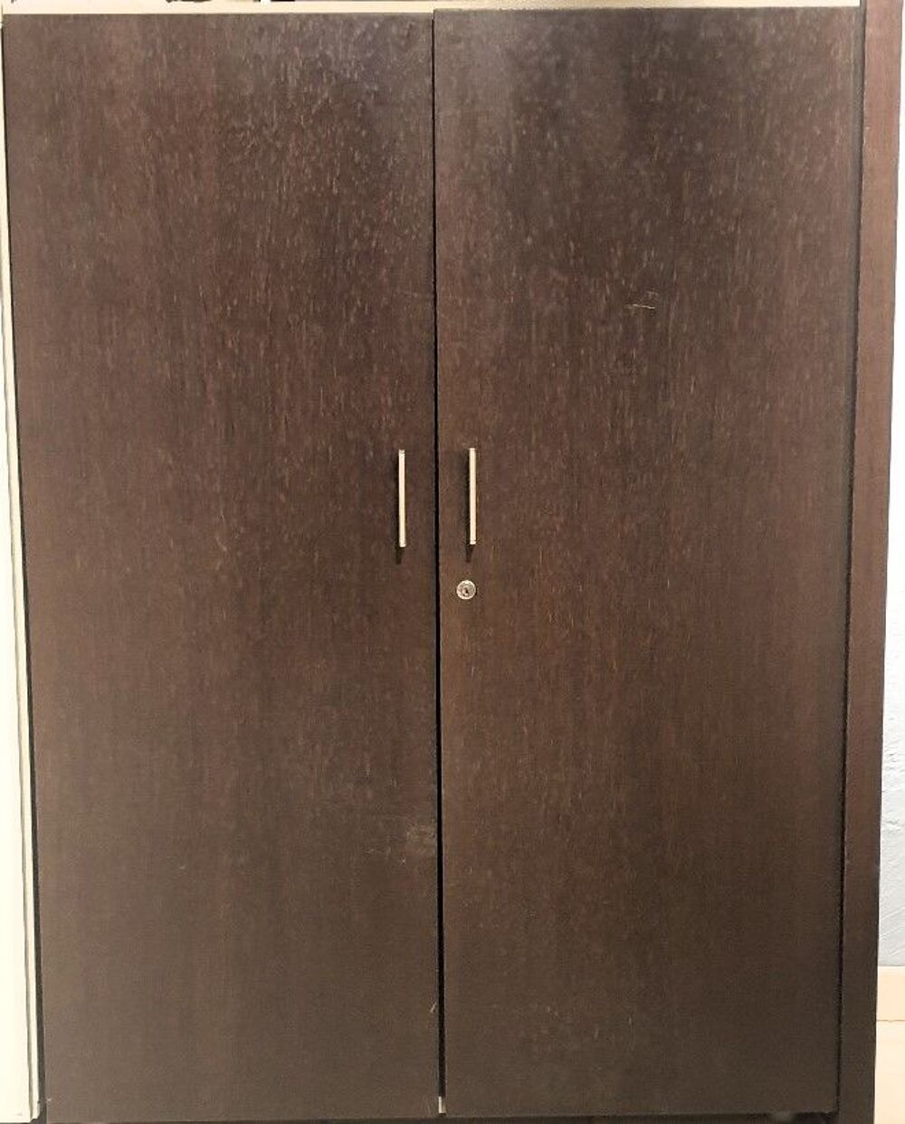 Armoires de rangement merisier bureau ou salon Meubles