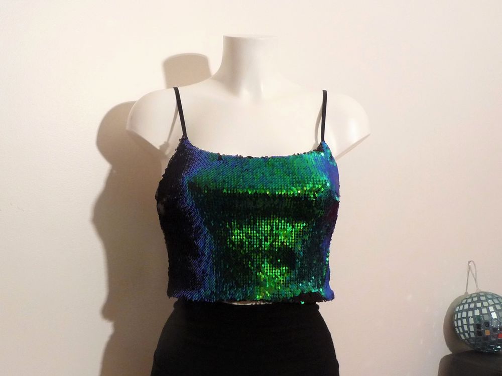 Top/ Tee Shirt &agrave; Sequins Vert/Bleu et Noir- BSB Collection Vêtements