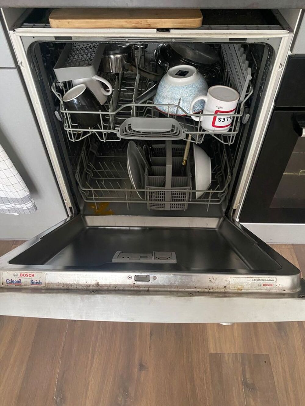 Lave-vaisselle Bosch Silence Plus 2020 ? Bon &eacute;tat Electroménager