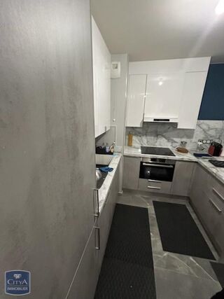  Appartement à vendre 4 pièces 77 m²