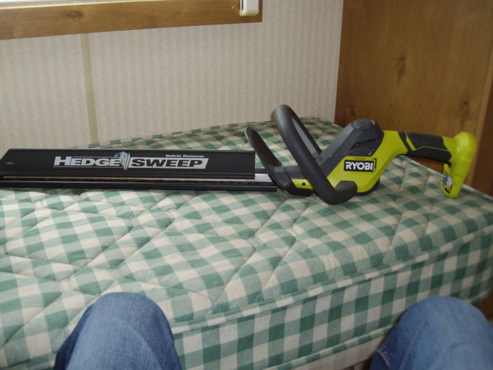 taille haie ryobi Bricolage