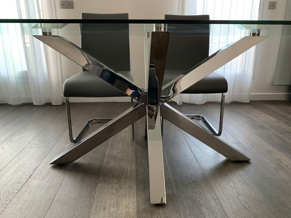 Table et 4 chaises Kave Home Meubles