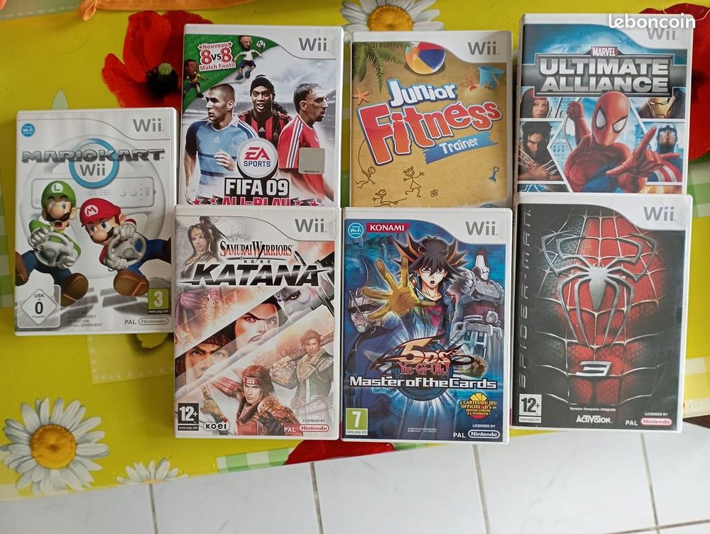 Wii u + accessoires, planche, jeux wii Consoles et jeux vidéos