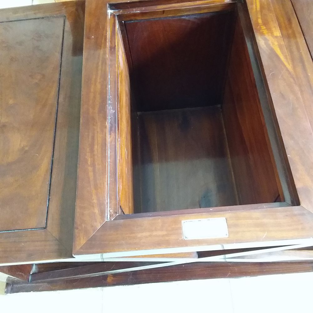 Table Basse Palissandre Massif et Laiton Style Pub de Marine Meubles