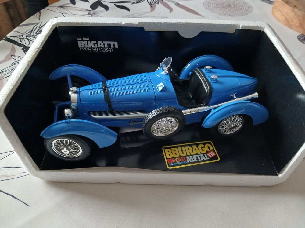 VOITURE de collection 1/18&egrave;me Jeux / jouets