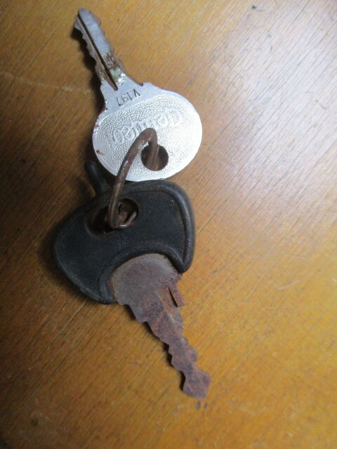 clef de voiture ancienne 0 M�rignies (59)
