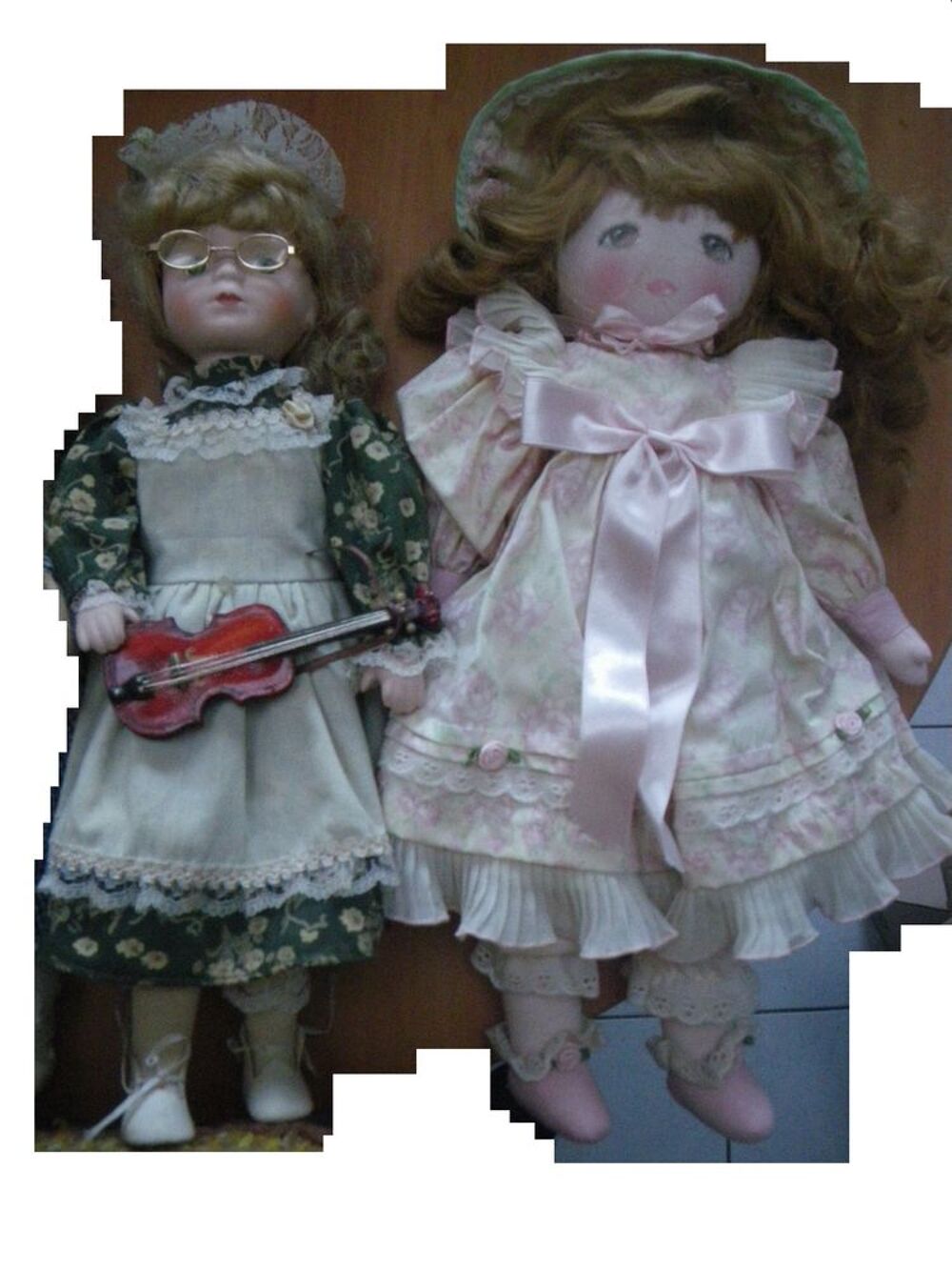 Poup&eacute;es en porcelaine 