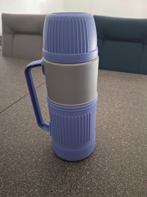 Bouteille thermos Melun (77)