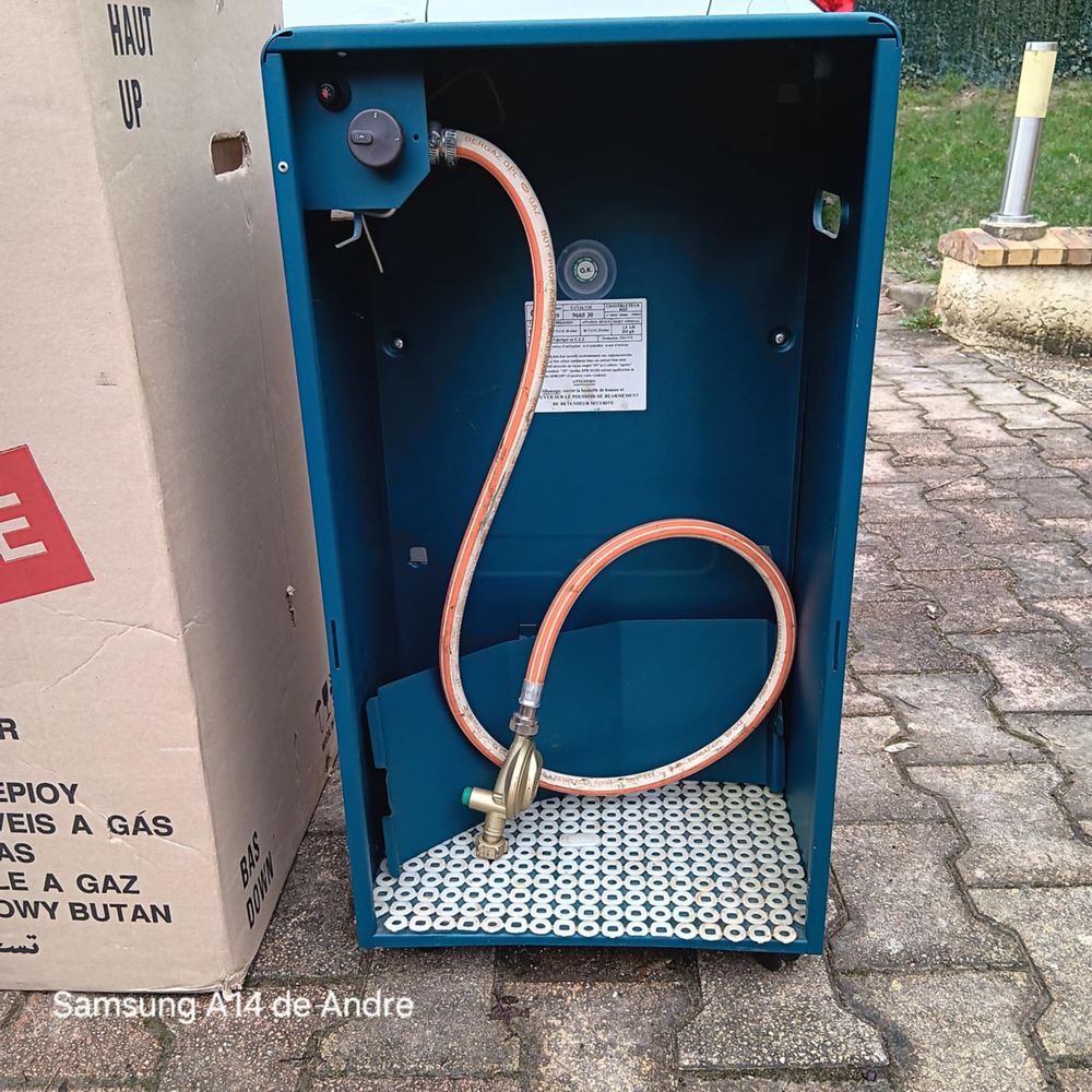 CHAUFFAGE GAZ CATALYSE NEUF (jamais utilis&eacute;) Bricolage