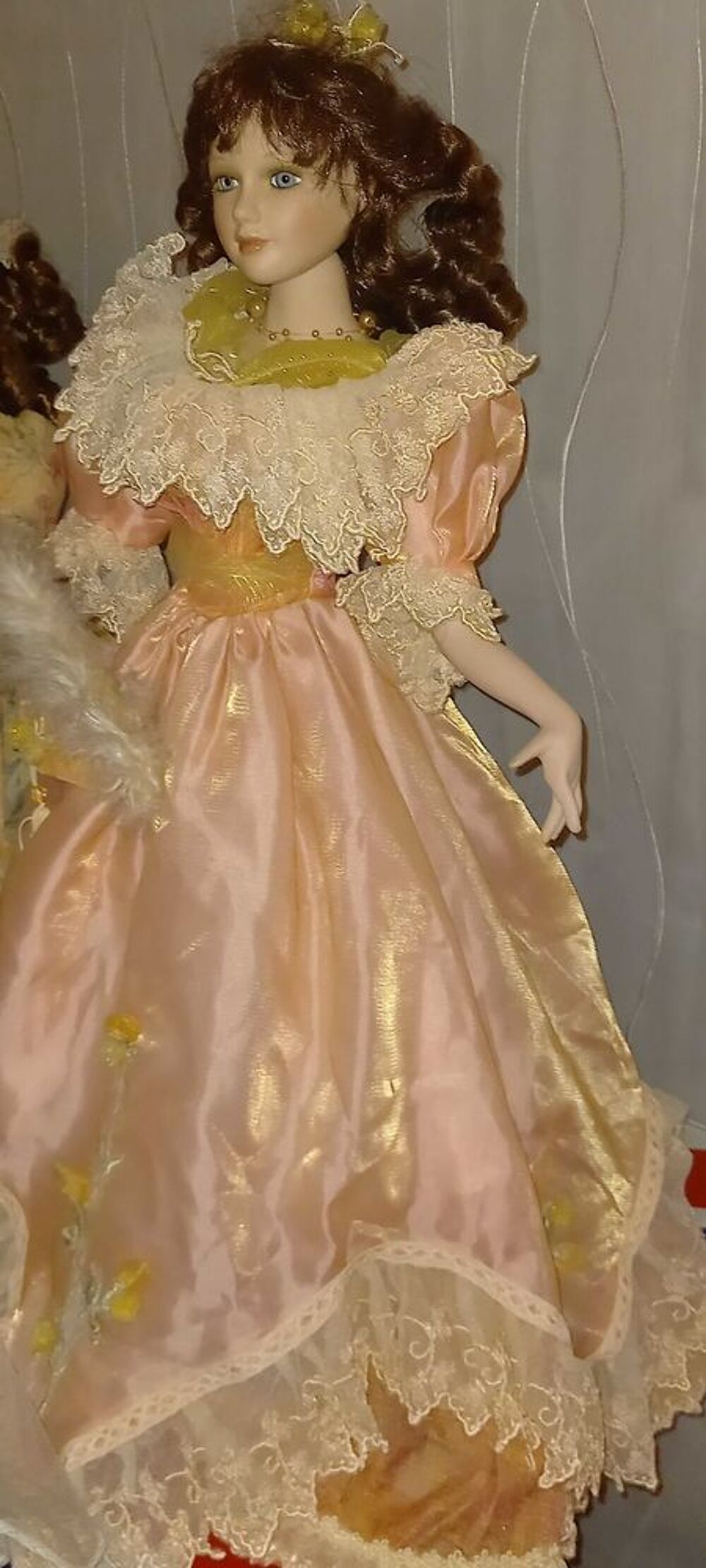 poup&eacute;e porcelaine 