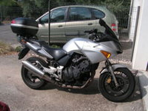 HONDA 2004 occasion 26200 Mont&eacute;limar