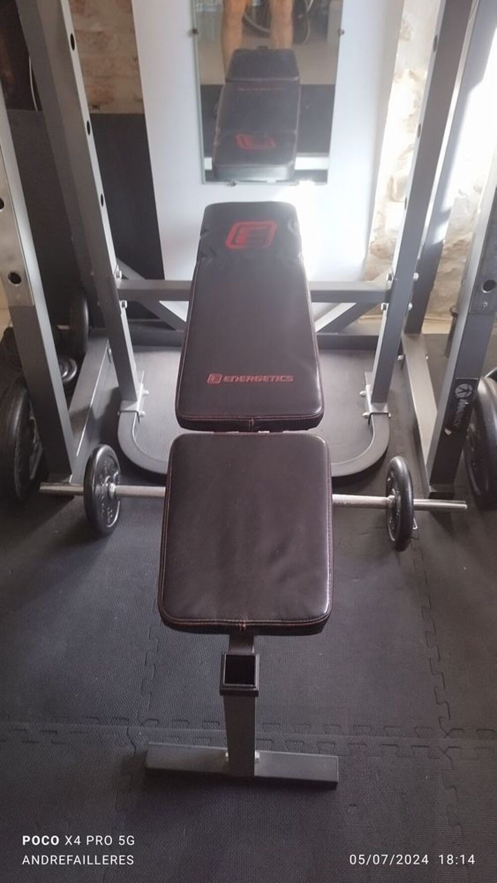 banc de musculation, poids et barres Sports
