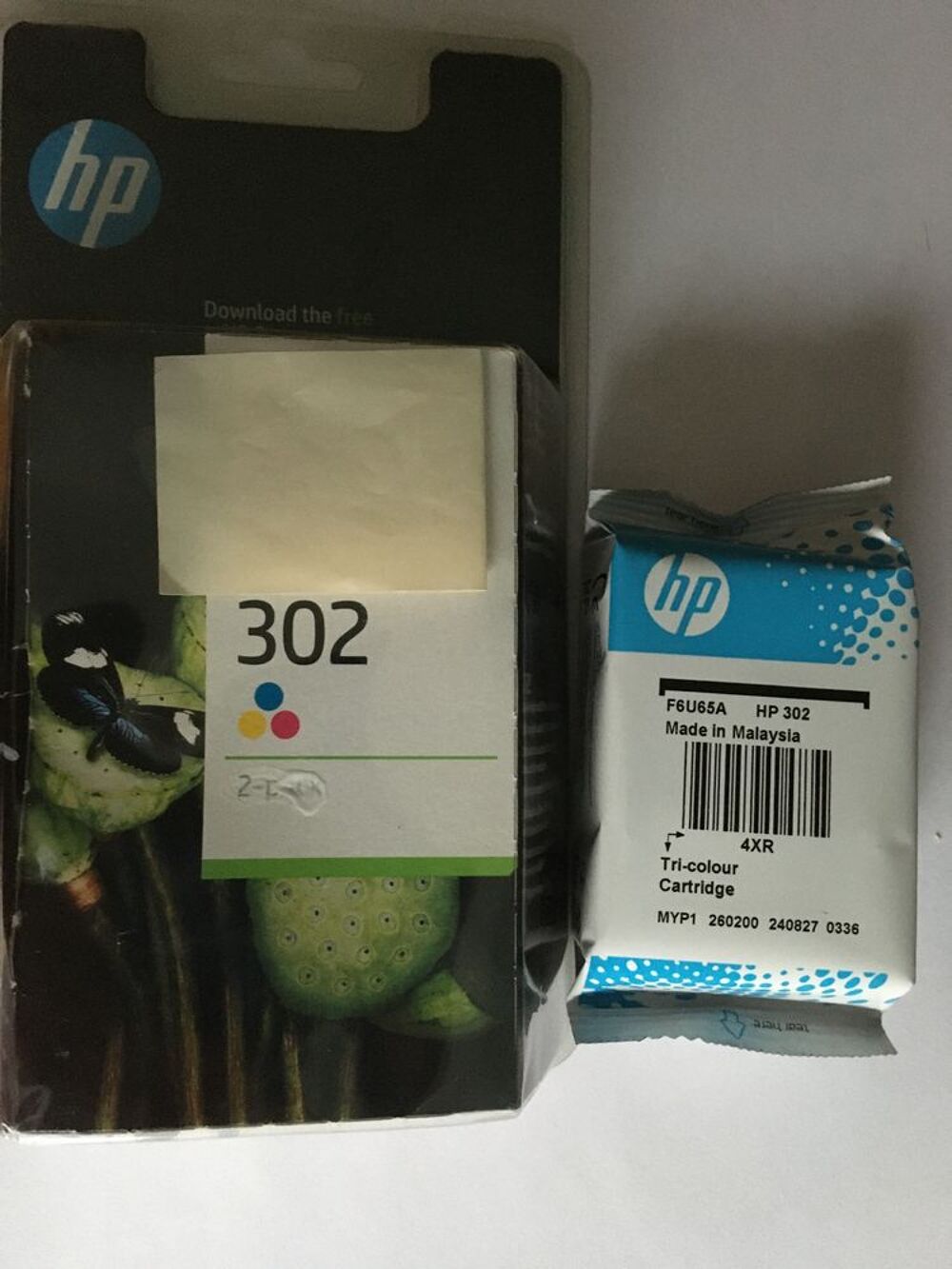 cartouche couleur encre imprimante HP 302 NEUVE 
pas d envoi Matériel informatique