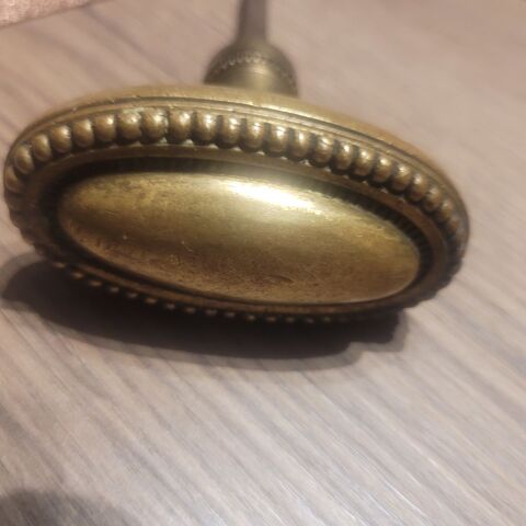 POIGN�E ANCIENNE LAITON / PLAQUES  DE PROPRET� 45 Royan (17)