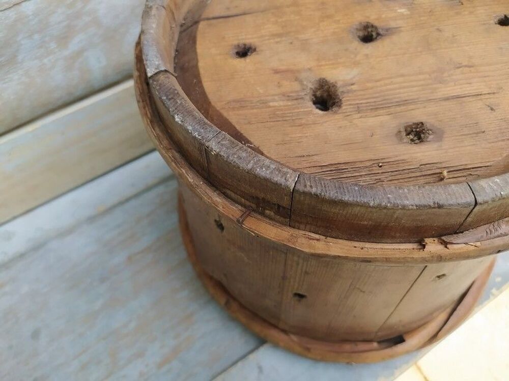 Faisselle &Eacute;gouttoir Fromage Bois Art Populaire Tonnellerie 
Décoration