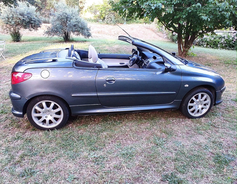 Peugeot 206 cc 1.6i 16V Quiksilver