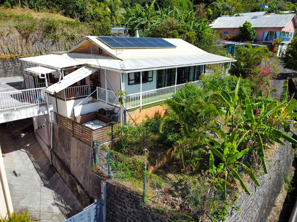 Vente Maison Maison familiale 4 ch. vue montagne et mer + terrain 914 m² Entre-deux
