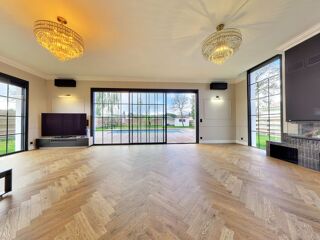  Maison � vendre 6 pi�ces 215 m�